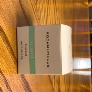 Rodan + Fields recharge detox mask. New unopened.